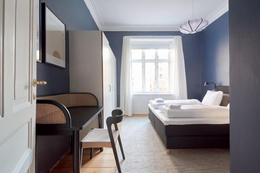 Moderen And Sleek 3Br With Bath By The Lakes And Metro København Eksteriør bilde
