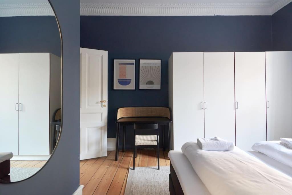 Moderen And Sleek 3Br With Bath By The Lakes And Metro København Eksteriør bilde