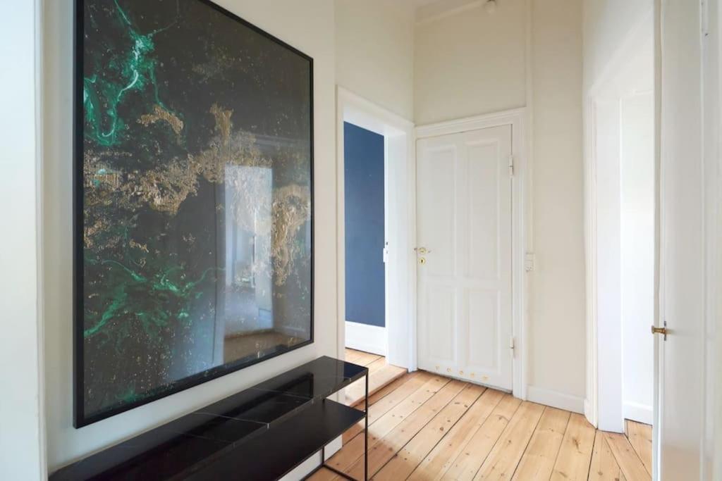Moderen And Sleek 3Br With Bath By The Lakes And Metro København Eksteriør bilde